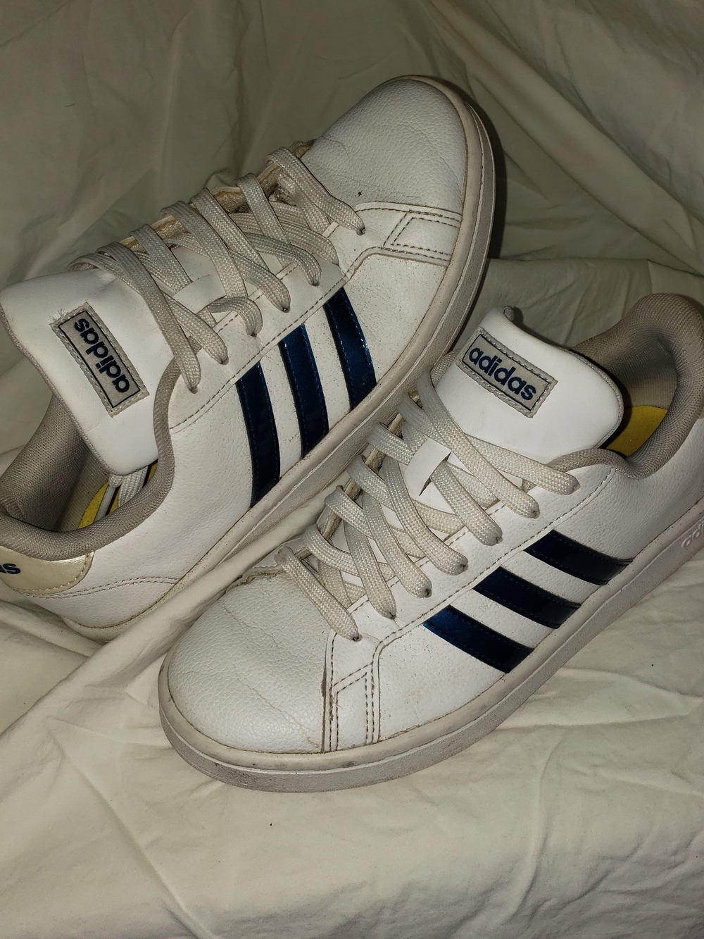 adidas White Low-Top Sneakers with Navy Three Stripes - Picture 1 of 3